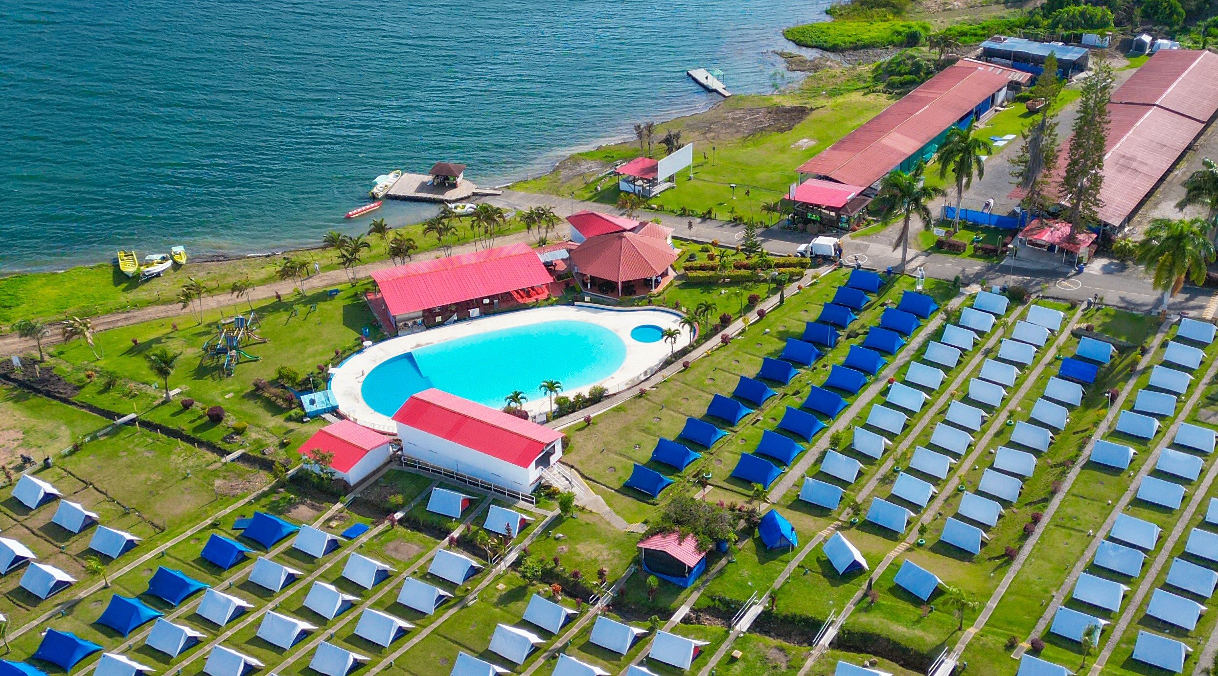 zona de camping lago calima Windsurf